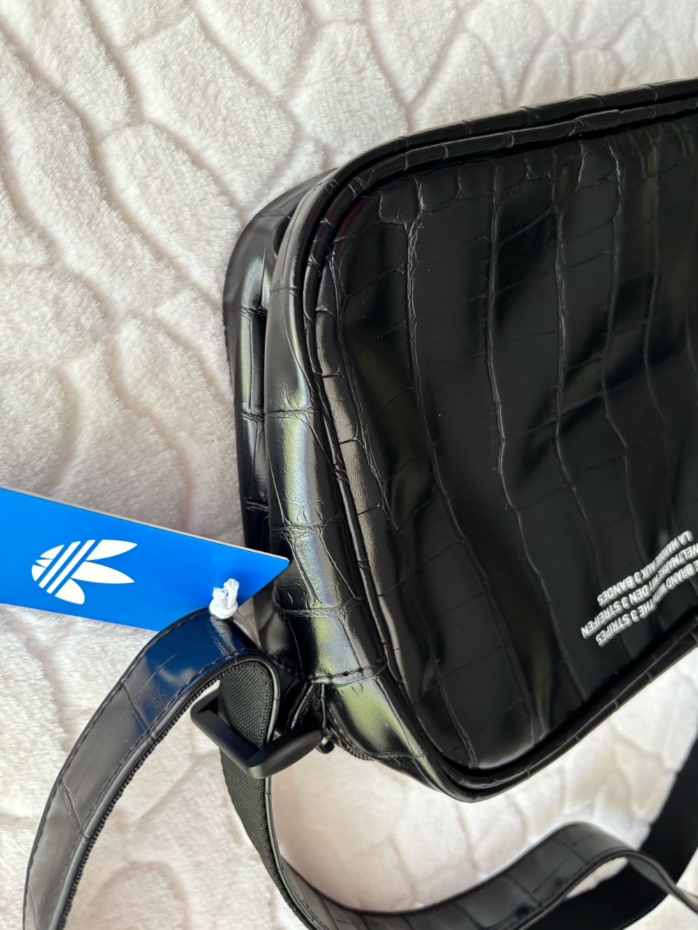 Adidas Originals Airliner Crossbody Bag - Picture 6 of 15